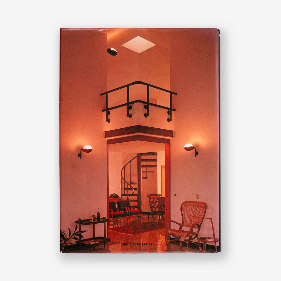 Italian Living Design : Three Decades of Interior Decoration 1960-1990