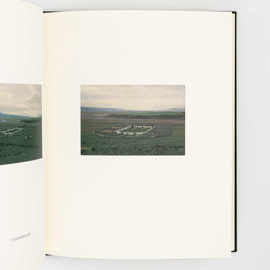 RONI HORN | To Place - Book II: Folds